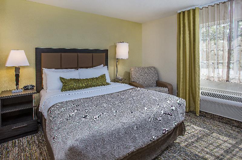 Candlewood Airport By Ihg Louisville